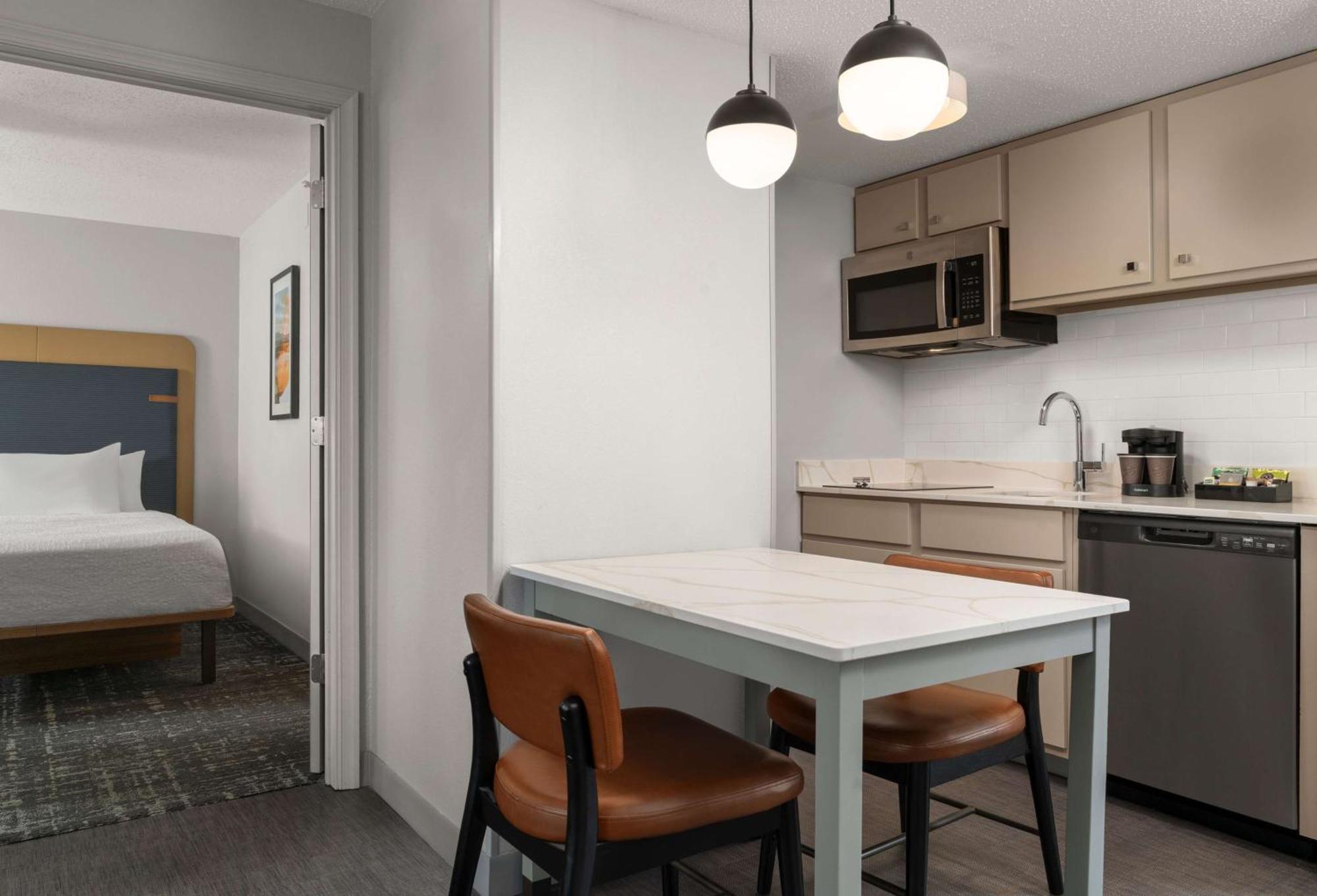 Homewood Suites By Hilton Chester Exterior photo